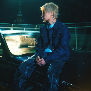 欧美男巨人激情Gay
